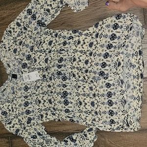 size Large shirt from buckle